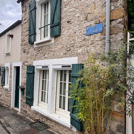 Charme Et Calme Au Coeur De Ville Moret-sur-Loing Exterior foto